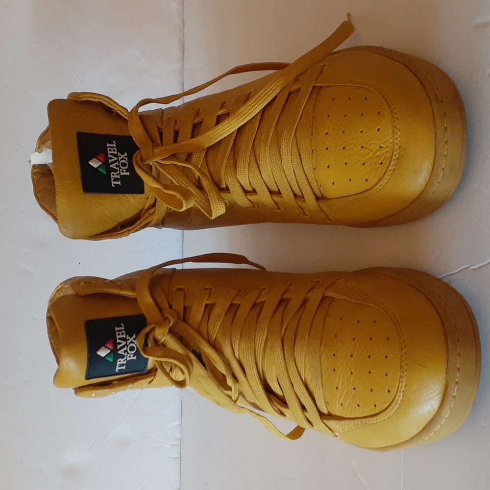 Travel Fox men's sneaker